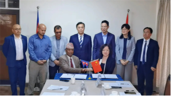 Two TCM International Cooperation MOUs Concluded by Xiyuan Hospital