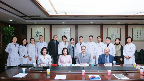 西苑医院接待南丹麦大学代表团并举办合作交流会
