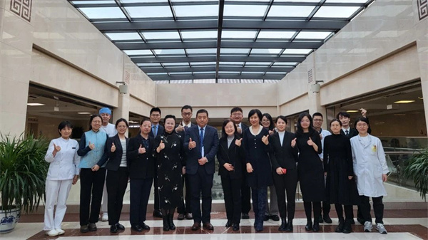 西苑医院眼科举办全国爱眼日主题活动