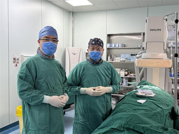 西苑医院心血管中心| 中西合璧 96岁老人重燃“心”火